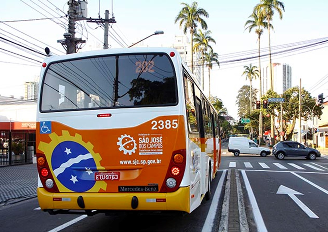 assédio ônibus sjc