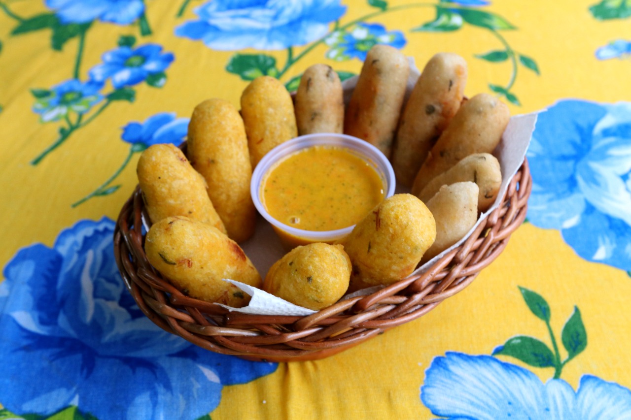 Feira do Bolinho Caipira 