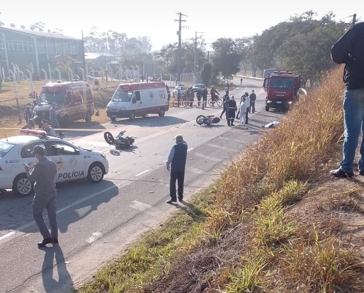 dois motociclistas morrem em colisão em cruzeiro