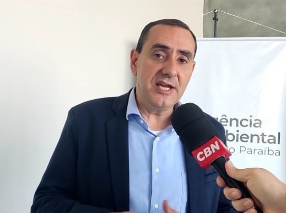Prefeito de São José, Anderson Farias recebe alta após cururgia