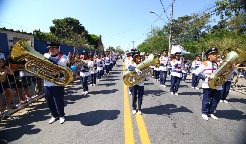 Banda de fanfarra. Começa nesta quarta-feira festa de aniversário de Eugênio de Melo, distrito de SJC
