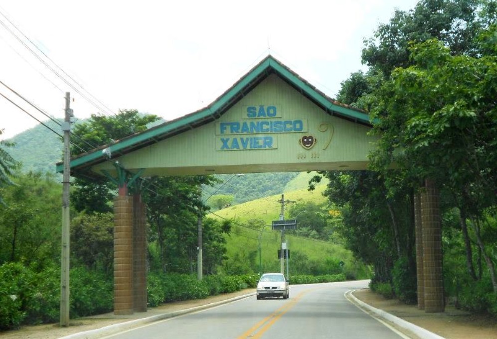 Portal de São Francisco Xavier. Moradores pedem cancalemanto de transporte de eucalipto em áreas de proteção ambiental