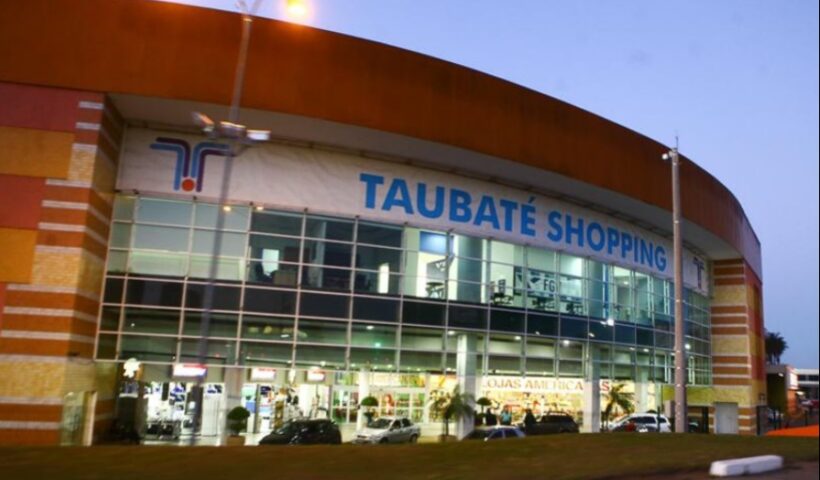 imagem do Taubaté Shopping, onde um assalto a uma joalheria causou pânico neste domingo, dia 7 de agosto de