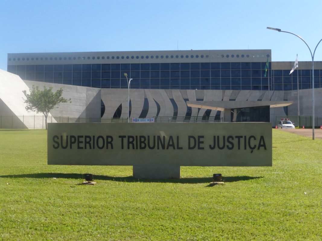 Prédio do STJ reforça restrição a guardas municipais do poder de polícia e uso de força em revistas