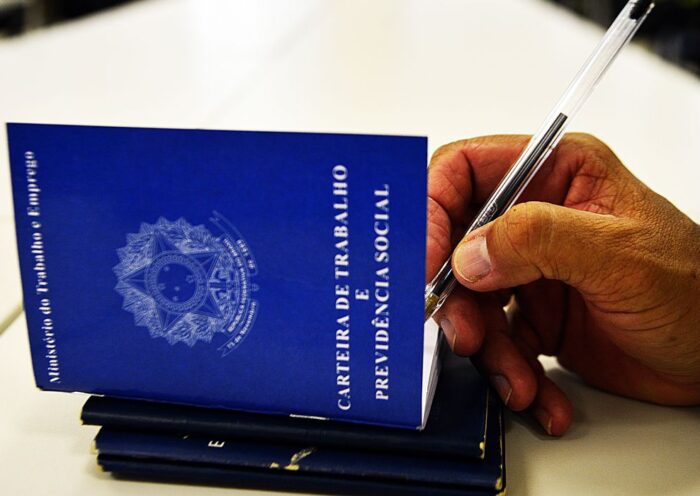 PAT de São José abrirá mais de 700 vagas de emprego nesta segunda-feira (10)