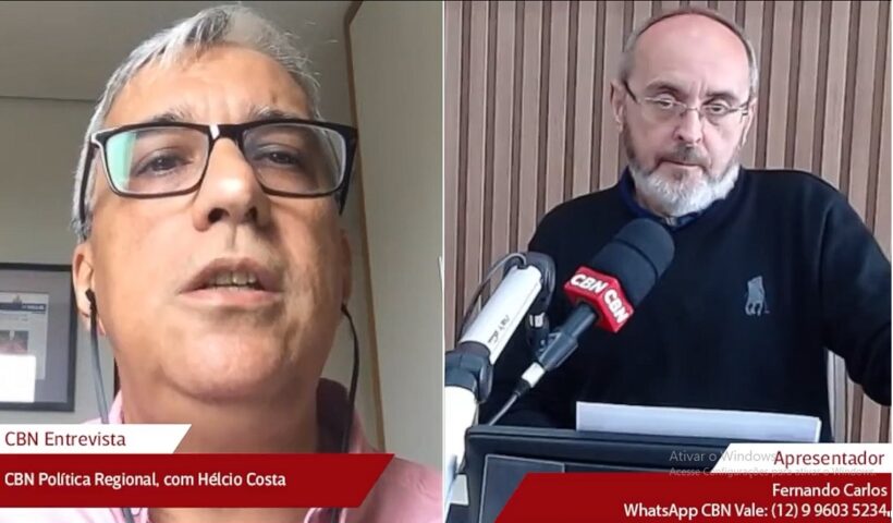 Helcio Costa sendo entrevistado por Fernando Carlos da CBN Vale. Tema da coluna : Fora do Tom