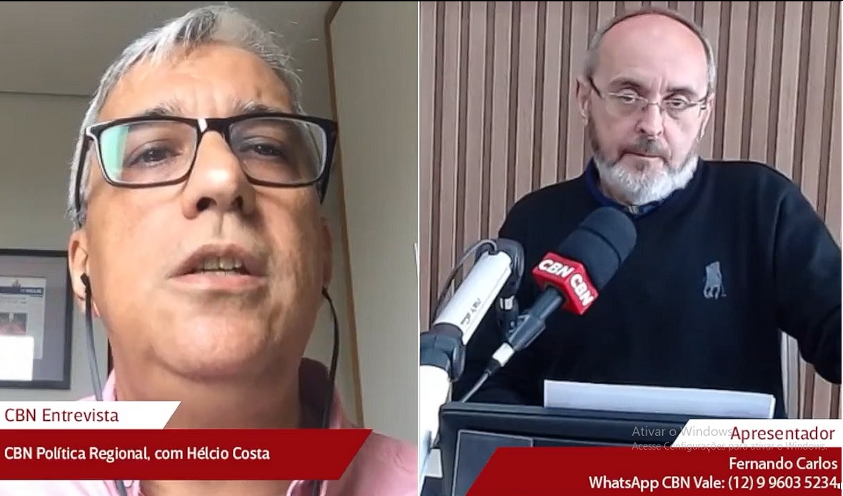 Helcio Costa sendo entrevistado por Fernando Carlos da CBN Vale. Tema da coluna : Fora do Tom