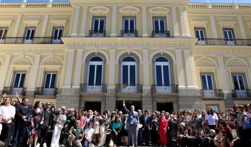 Foto da nova fachada do Museu Nacional restaurada 4 anos pós incêncio