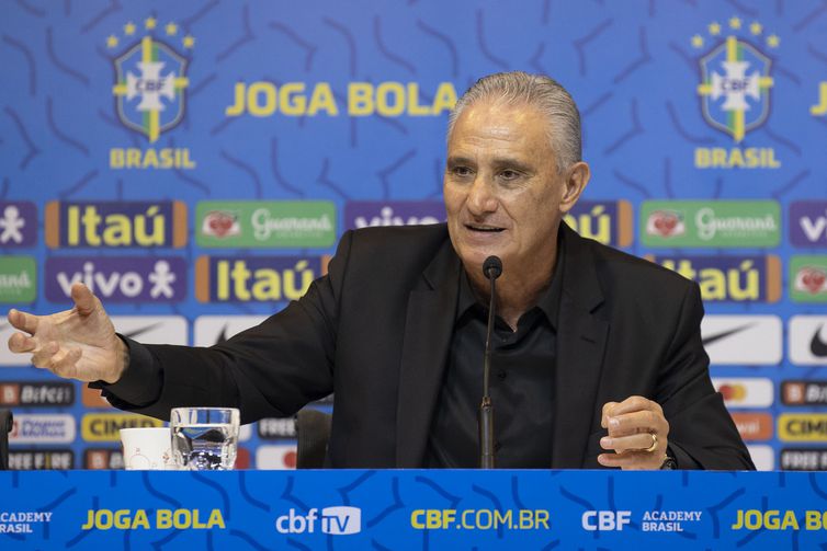 Técnico Tite em entrevista no dia que convocou a seleção para os últimos amistosos antes da Copa do Catar