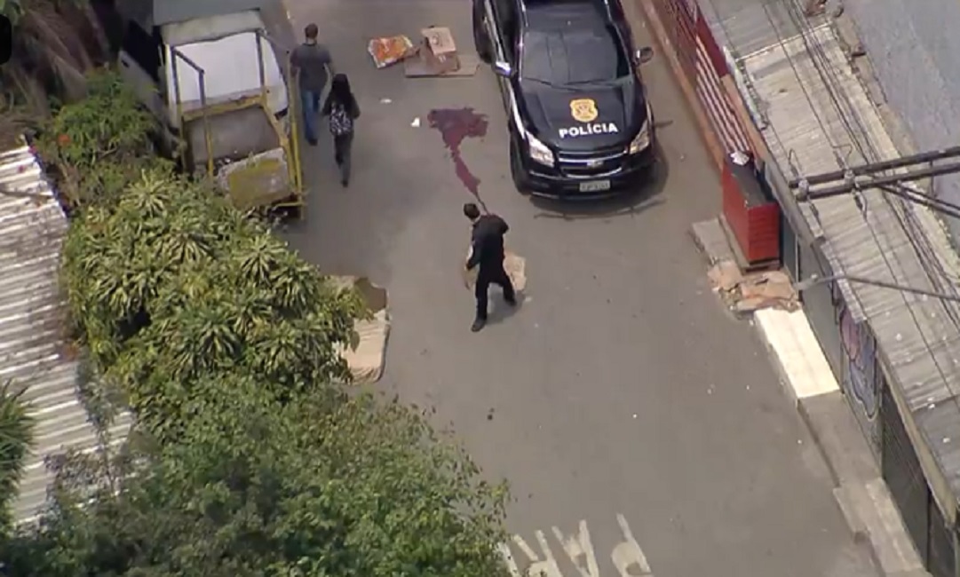 imagem aérea de policial em paraisópolis