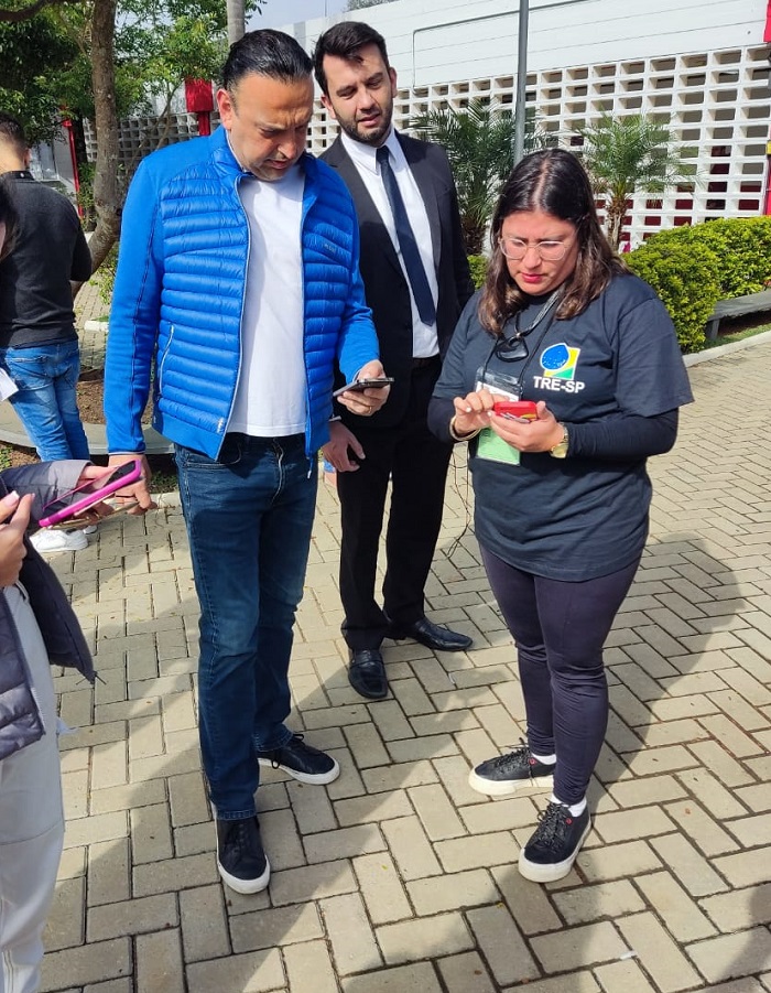 Felicio Ramuth. Candidato que após errar 2 vezes local de votação