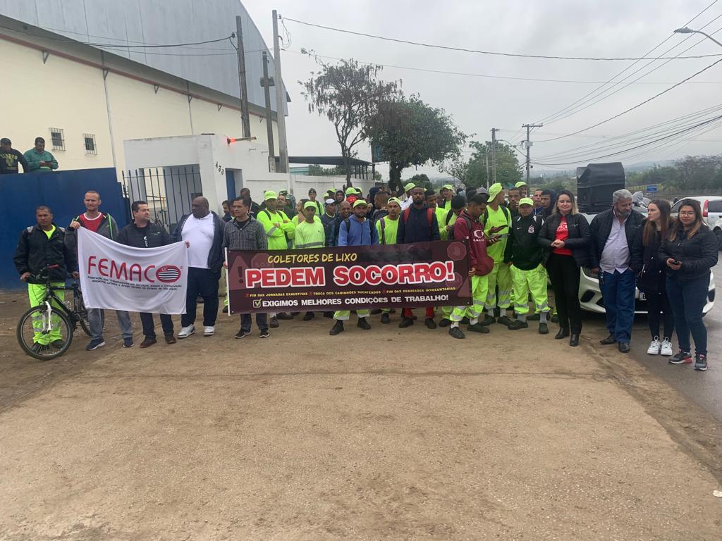 Coletores de resíduos ambientais de São José dos Campos anunciam paralisação de 24h nesta terça-feira (04)