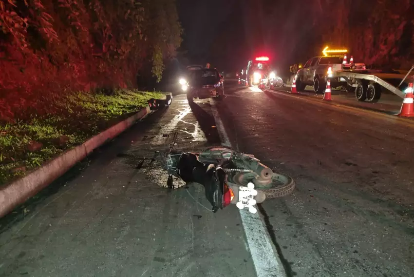 Motoclista sofre acidente em Ubatuba