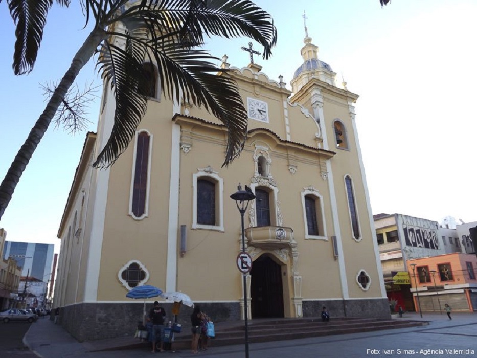 Catédral em Taubaté. Feriado municipal de Taubaté