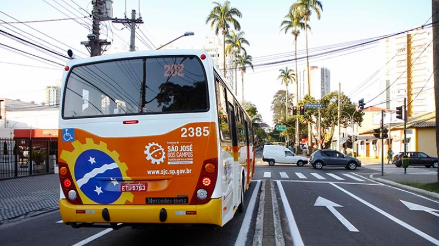 Ônibus de SJC. Justiça impede transporte gratuito no domingo de eleições