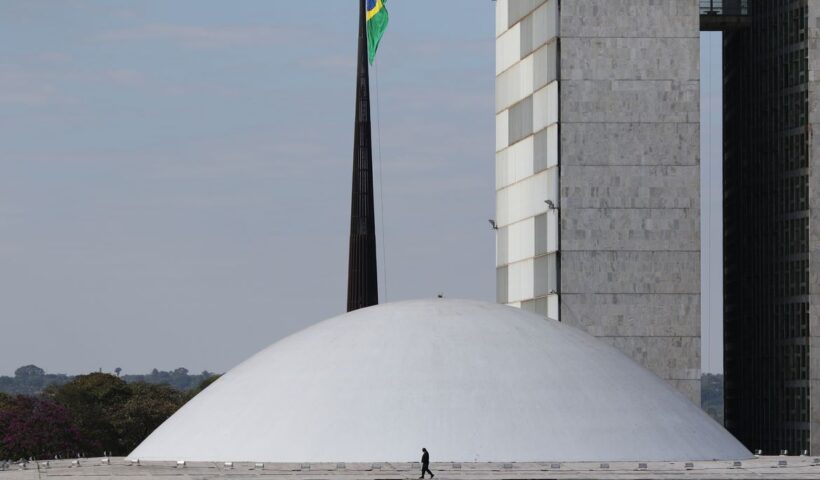Palácio do Congresso Nacional na Esplanada dos Ministérios em Brasília. piso da enfermagem