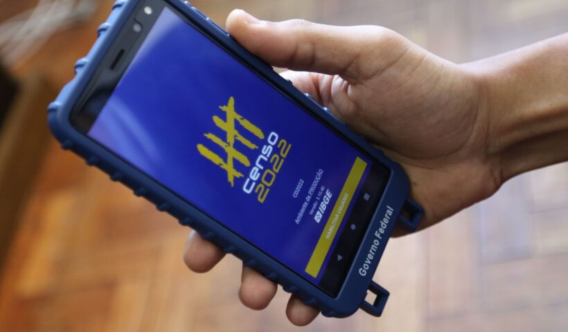 Smartphone para coleta de dados do Censo IBGE