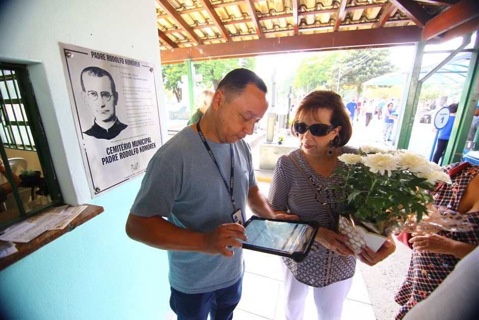 Confira a programação dos cemitérios de SJC para o Dia de Finados