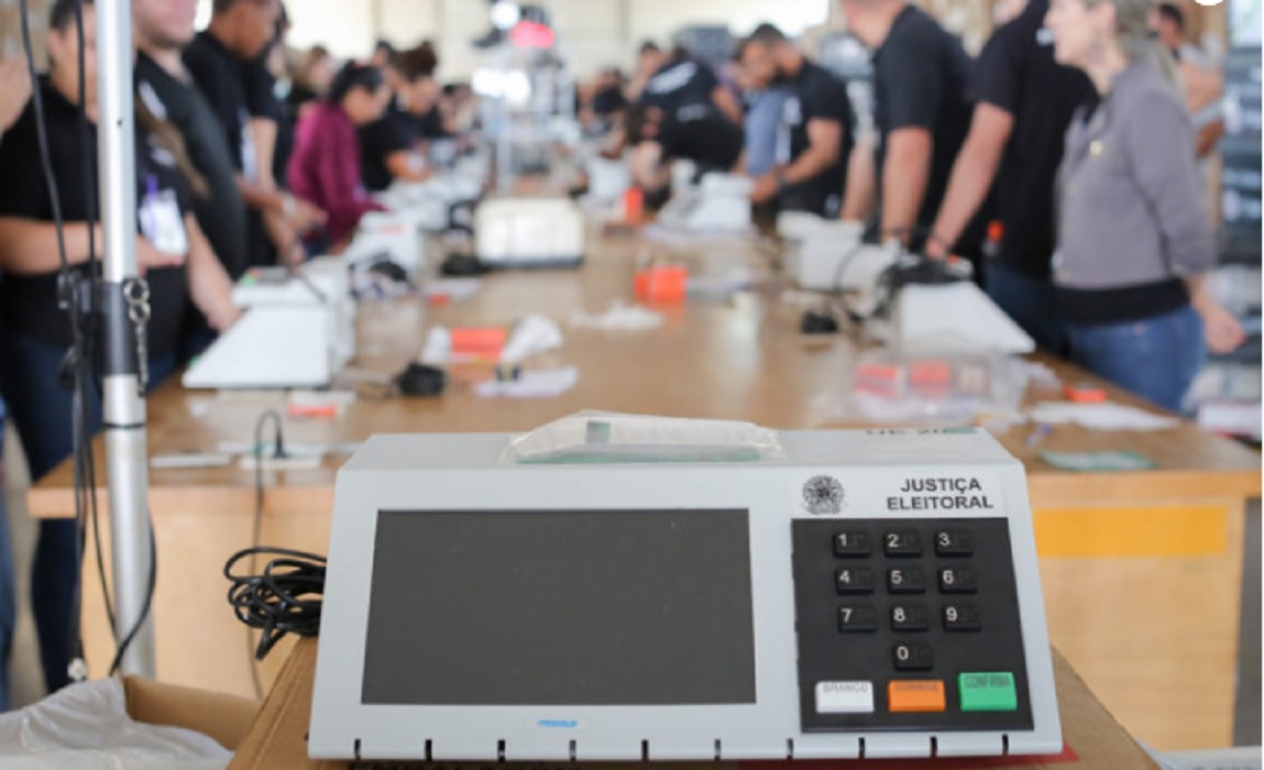 Militares não apontam fraude nas eleições e urnas eletrônicas, diz relatório