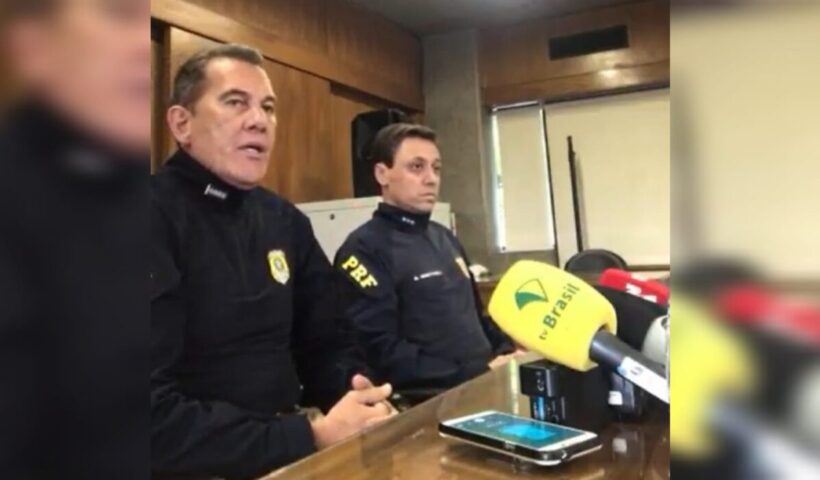 Agentes da PRF em coletiva sobre manifestação de caminhoneiros. PRF não está fazendo corpo mole, diz Superintendente da Polícia Rodoviária sobre manifestação de caminhoneiros