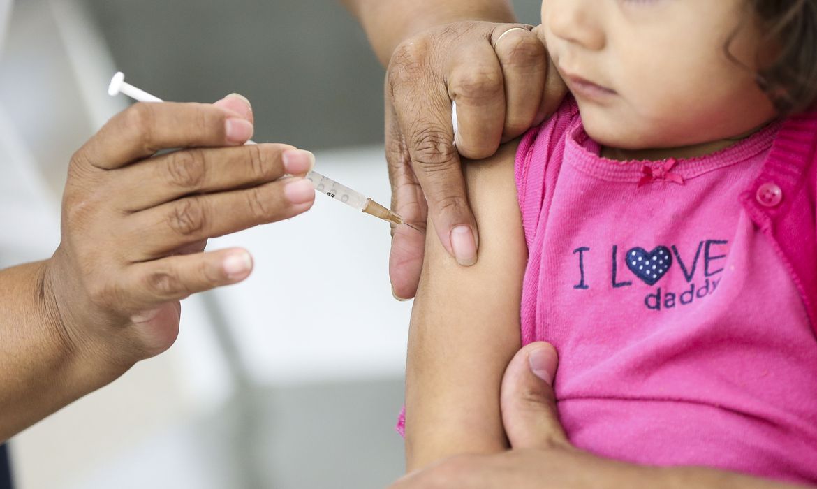 Jacareí amplia vacinação contra a covid-19 para crianças