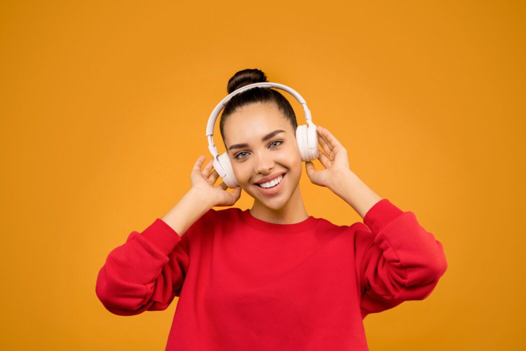 uso de fone de ouvido ameaça