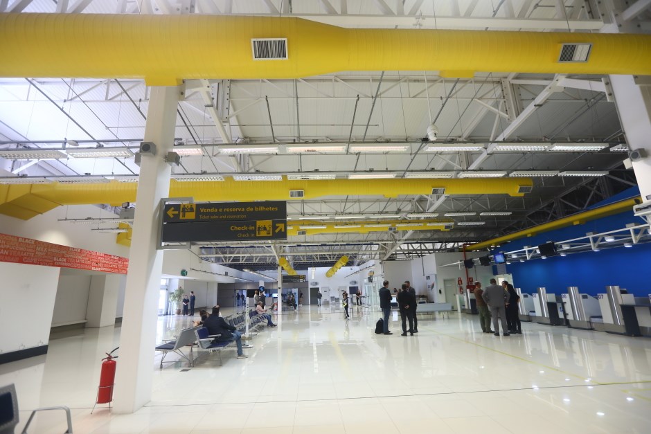 qualifica sjc 1300 vagas cursos aeroporto