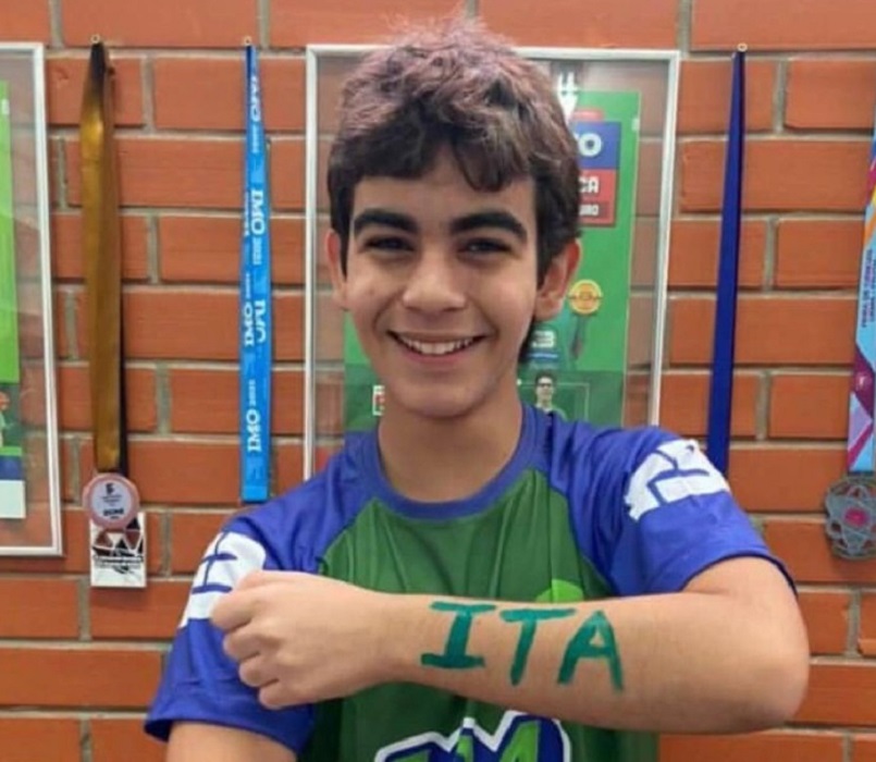 Caio Temponi. Estudante mais jovem a passar no vestibular do ITA, não sabe se estudará em São José