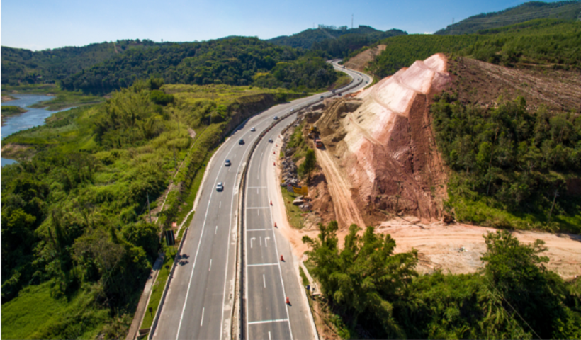 Concessionária informa bloqueios momentâneos na Rodovia dos Tamoios nesta semana