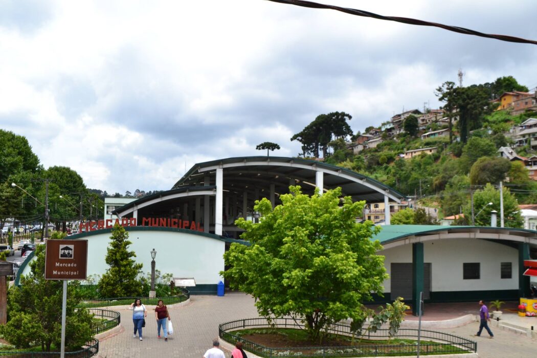 mercado municipal - campos do jordão Assalto em agência bancária na cidade de Campos do Jordão
