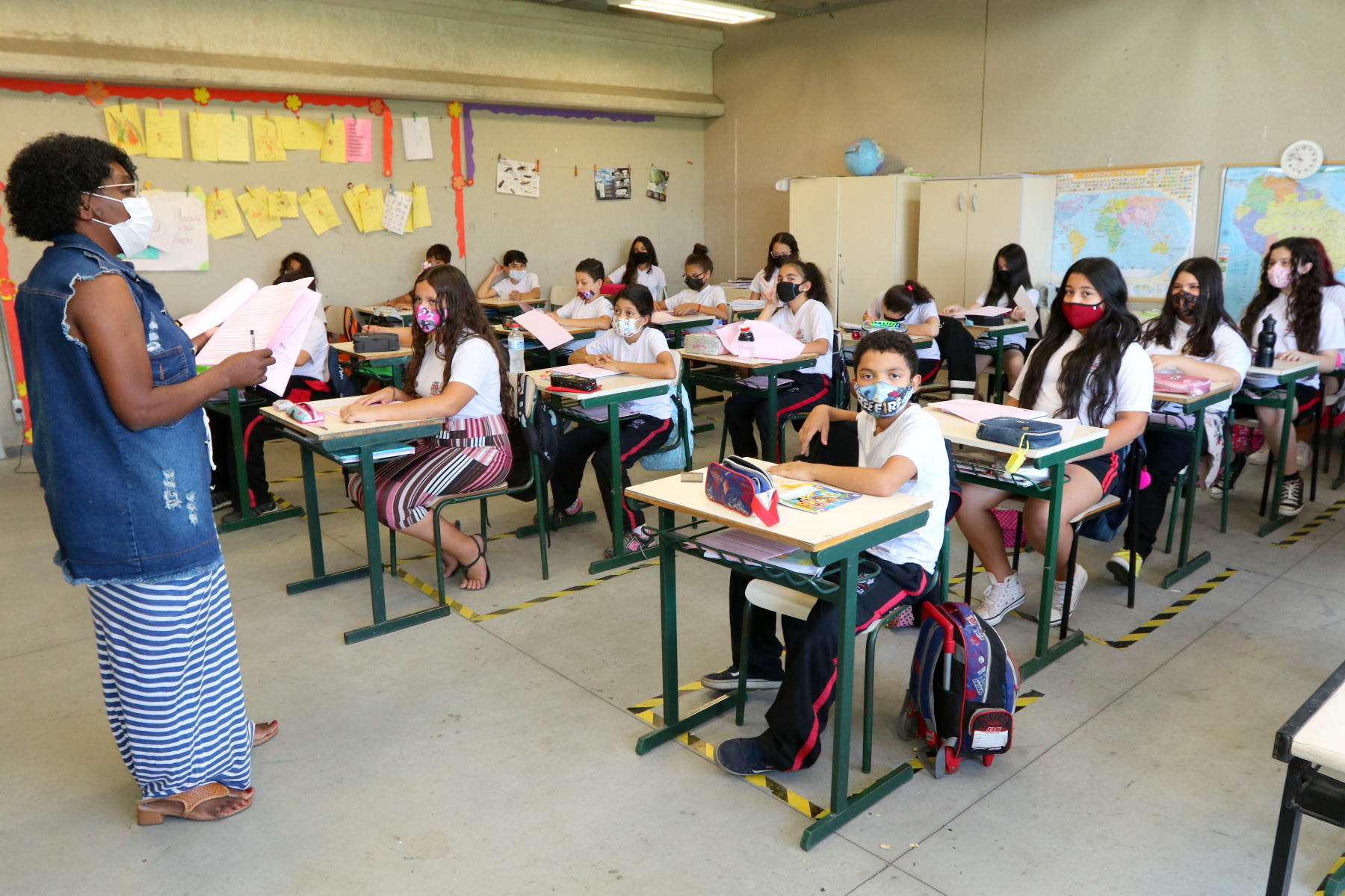 Volta às aulas da rede pública de ensino em JacareÍ