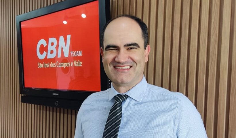 Dr. Leonardo Braga. médico urologista. Casos de pedras nos rins aumentam cerca de 30% no verão; Saiba como se prevenir