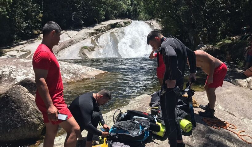 Turista da cidade de São Pedro, morre em São Sebastião na Cachoeira do Escorrega