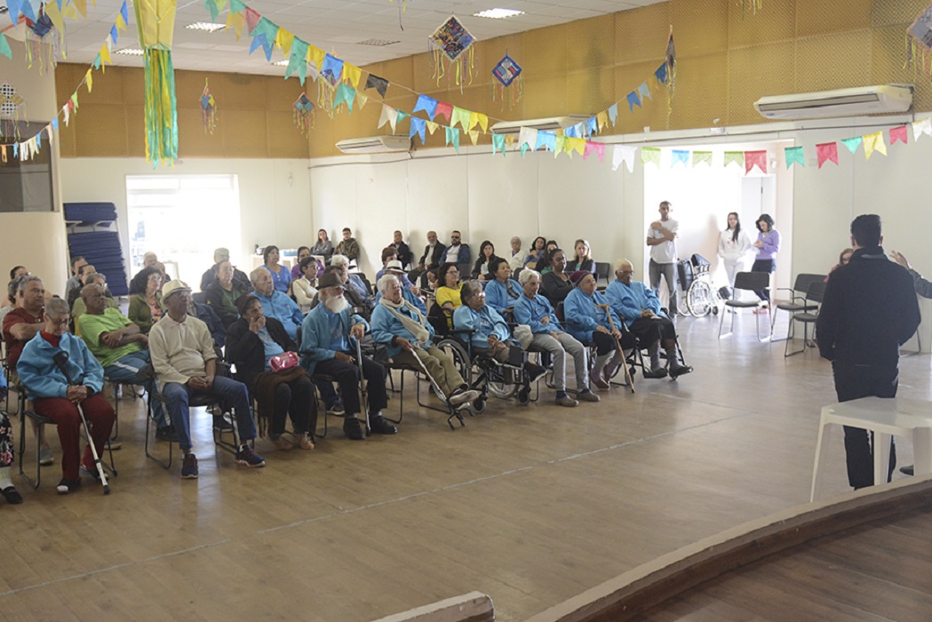 São José dos Campos: Procon orienta aposentados e dá dicas de compras escolares