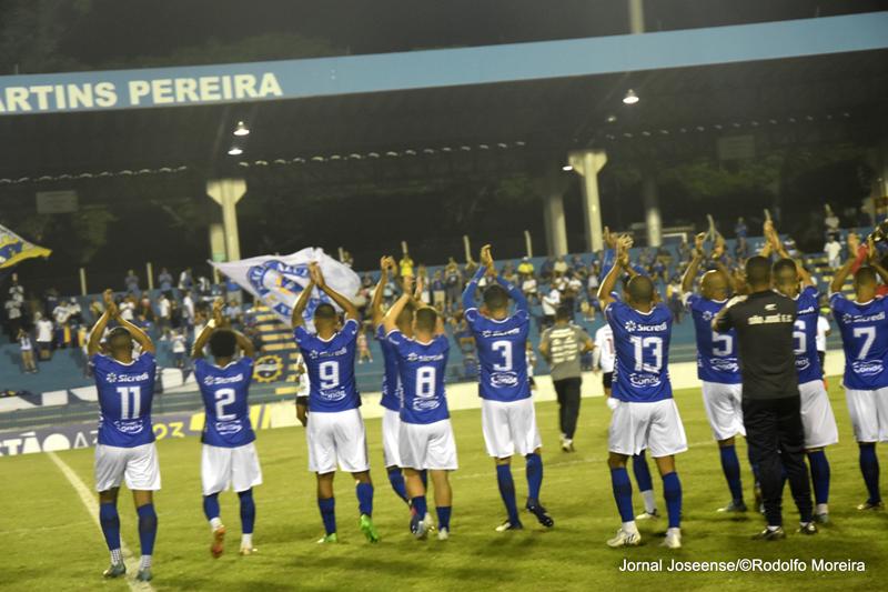 Elenco do São José EC conta com a ajuda da torcida neste sábado (27), contra o EC São Bernardo