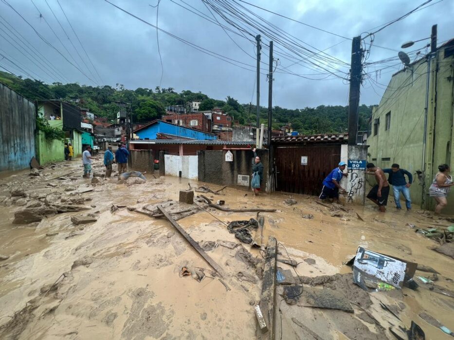 São Sebastião: Sobe para 36 o número de mortos em decorrência das fortes chuvas que atingiram o litoral norte