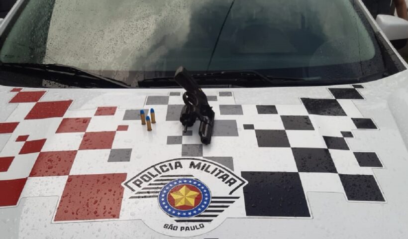 Homem é preso em flagrante em posse de arma de fogo na cidade de Ubatuba