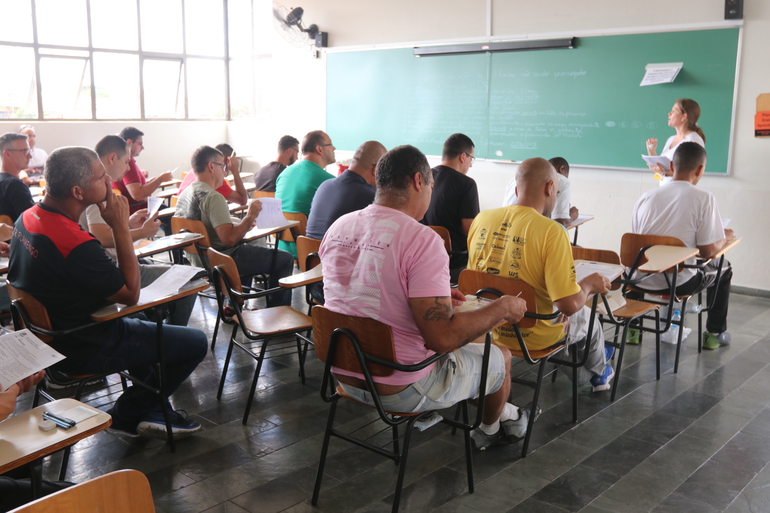 Prova para Concurso público da Prefeitura de Jacareí sendo realizado