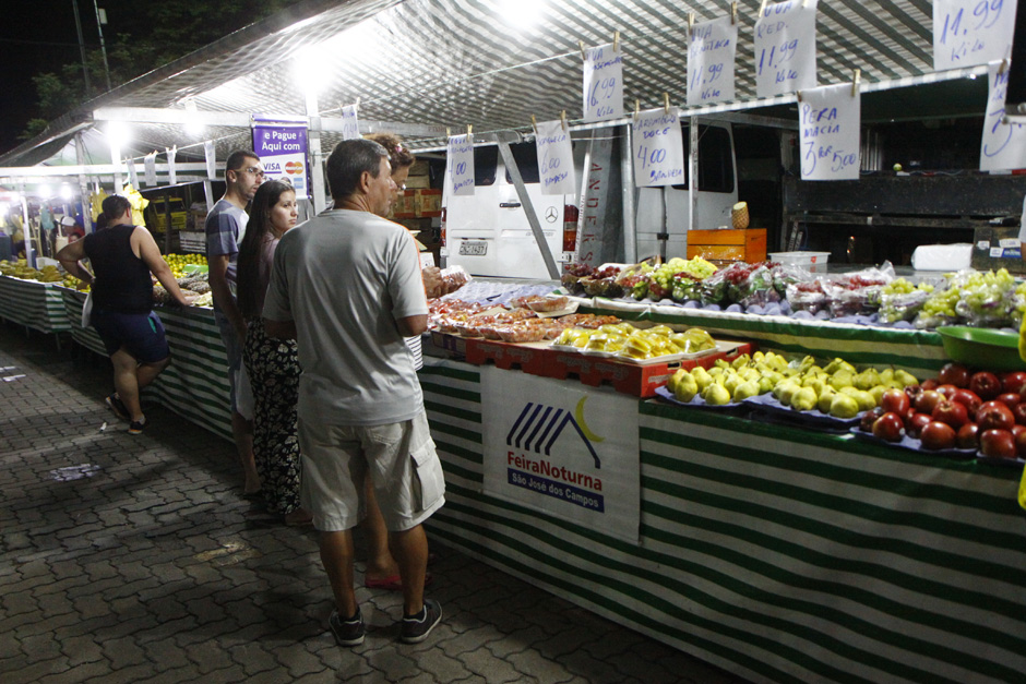 Feira Noturna do Centro da Juventude começa nesta terça-feira (7)