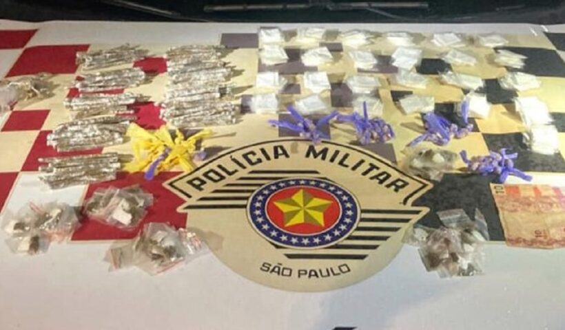 Mais de 200 porções de cocaína são apreendidas em Caraguatatuba, neste domingo (05)