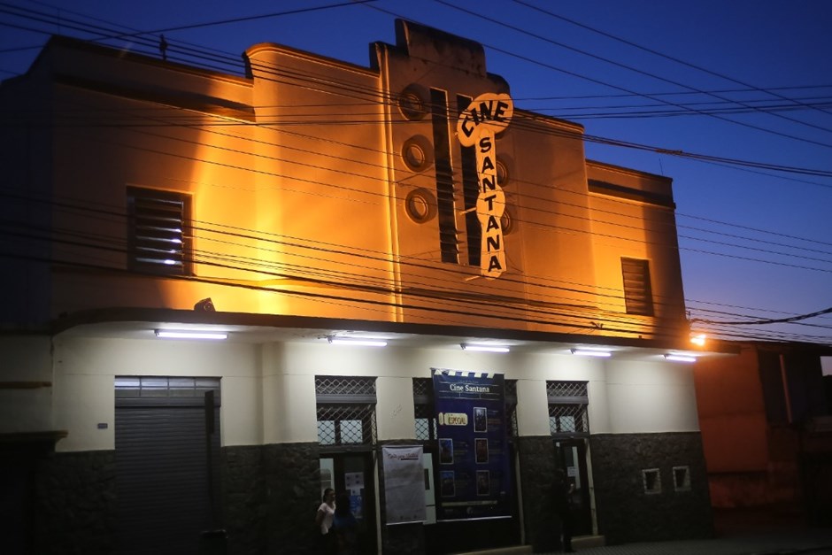 Fachada do Cine Santana