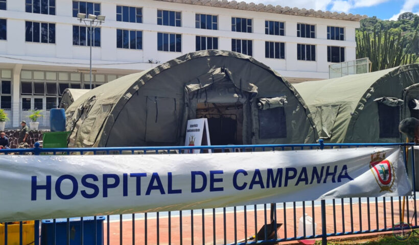 Hospital de Campanha da Marinha instalado em Petrópolis, no Rio de Janeiro