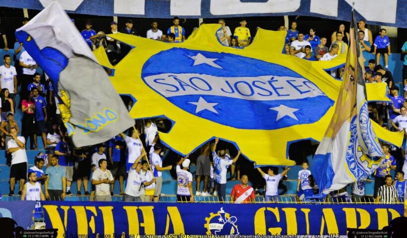 Torcida do São José EC presente em bom número no Martins Pereira