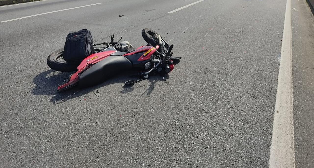 Motociclista morre em acidente na via Dutra no trecho de Taubaté