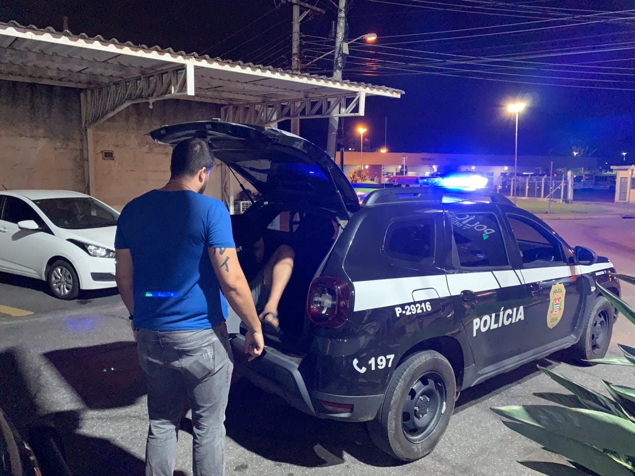 "Golpe dos nudes": homem é preso por extorquir vítimas na internet em Pindamonhangaba