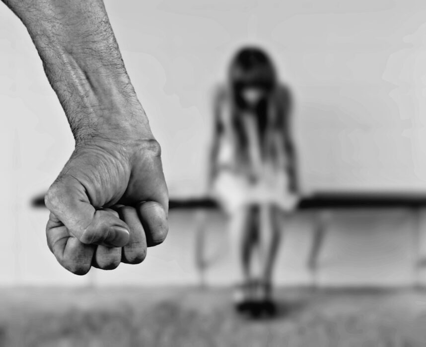 35 mulheres são agredidas física ou verbalmente por minuto no Brasil