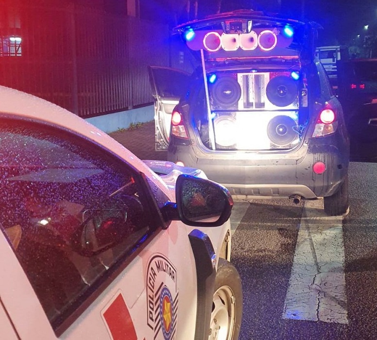 Polícia Militar apreende veículo usado para promover fluxo em São José dos Campos