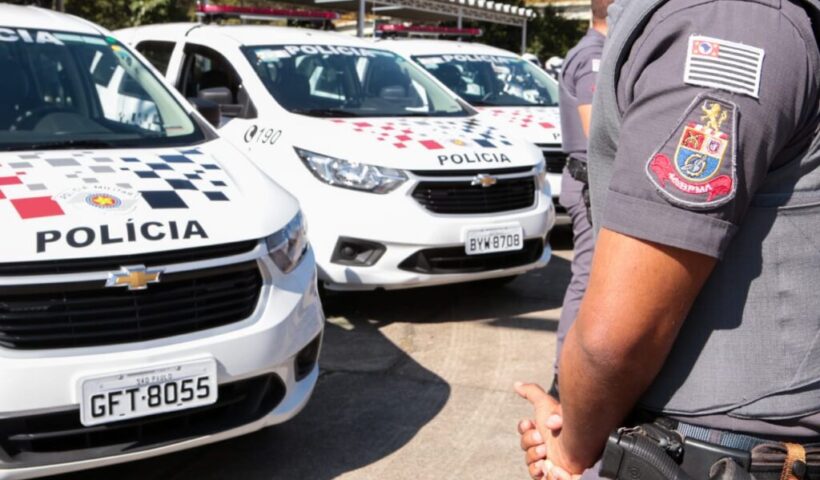 viatura pm e policial - Polícia Militar de Cruzeiro recupera moto furtada em Itanhandu-MG