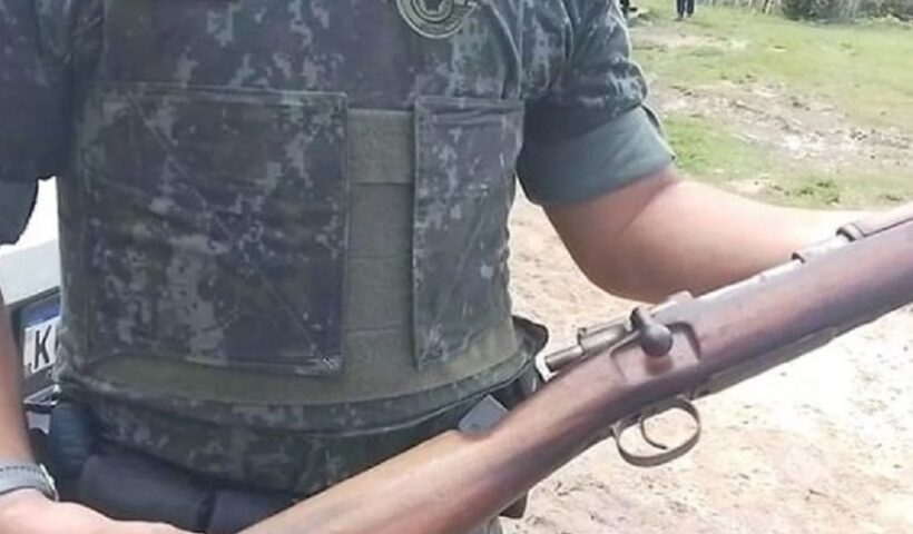 Polícia Militar Ambiental apreende espingarda em Campos do Jordão