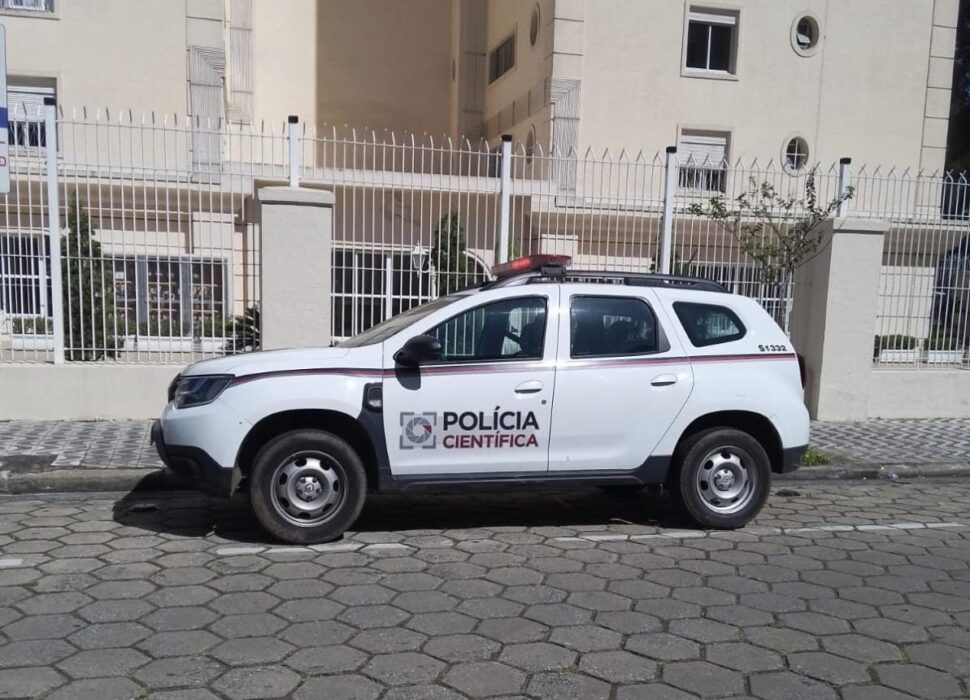 viatura: polícia cientifica - Homem que furtava R$ 50 mil em energia é flagrado pela EDP e levado a Polícia Civil de São José dos Campos
